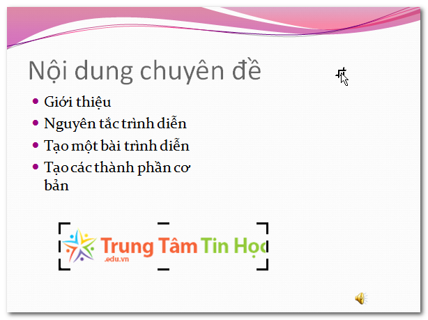 Cạnh hình xuất hiện các biên crop